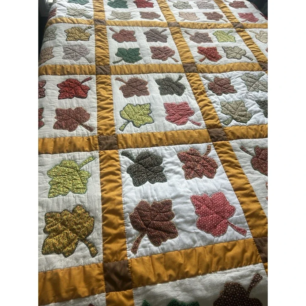 Handmade Fall Autumn Leaf Patchwork Quilt 73x92 Vtg Twin -Queen Throw Rustic